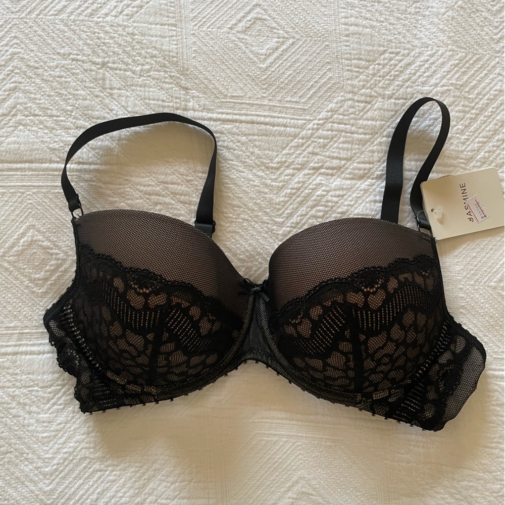 Jasmine - Black lace bra - 36C - NWT